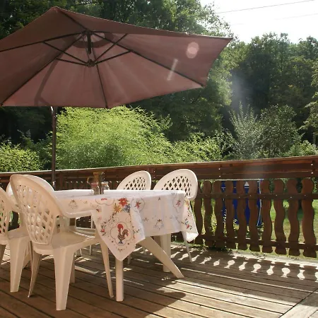 Forest Retreat In Vosges 別荘